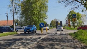 Kolejne utrudnienia w drodze nad morze ? trwają prace remontowe na DW502 w Tujsku. 