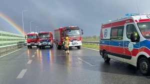 Karambol na trasie S7. Zderzyło się sześć samochodów, w pobliżu Nowego Dworu Gdańskiego - 19.04.2024 - wideo i zdjęcia