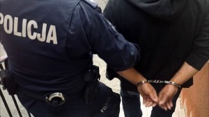 Brutalny rozbój ze skutkiem śmiertelnym w Sztutowie – tymczasowo aresztowany 51-latek.