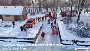 Ćwiczenia ratownictwa lodowego na rzece Nogat w Malborku. Zobacz wideo i zdjęcia