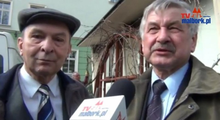 470 letnia winorośl rośnie w Malborku. Uroczystość obcinania odszczepki.