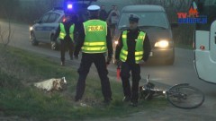 DĄBRÓWKA MALBORSKA: ZGINĄŁ 16 LATEK.  WJECHAŁ WPROST POD JADĄCY AUTOBUS - 26.04.2013