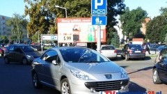 KARNY K... ZA ZAJĘCIE DWÓCH MIEJSC PARKINGOWYCH BEZ WÓZKA I DZIECKA - 05.09.2013