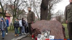 UCZCZONO PAMIĘĆ ŻOŁNIERZY WYKLĘTYCH W MALBORKU. ZOBACZ WIDEO - 01.03.2014