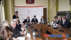 BURMISTRZ MIASTA MALBORKA PODPISAŁ UMOWĘ NA REMONT ULICY KOCHANOWSKIEGO – 27.02.2015