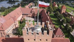 2 maja - Dzień Flagi Rzeczypospolitej Polskiej oraz Dzień Polonii i Polaków za Granicą