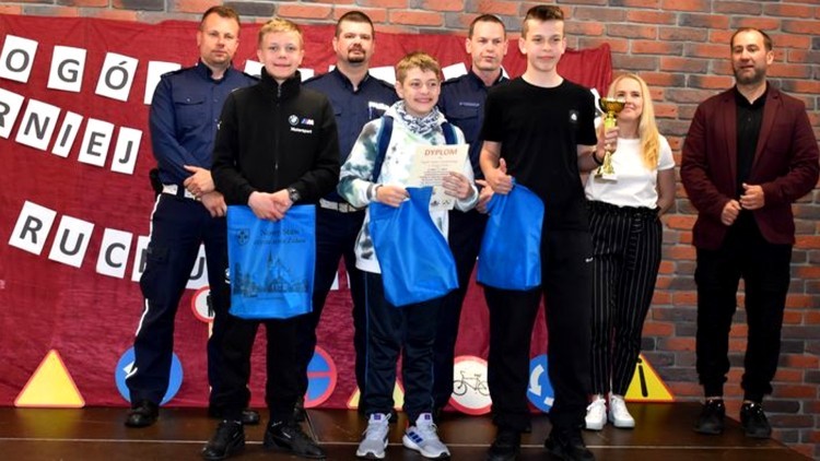 Malbork. Poznajcie laureatów powiatowego etapu Ogólnopolskiego Turnieju Bezpieczeństwa w Ruchu Drogowym.