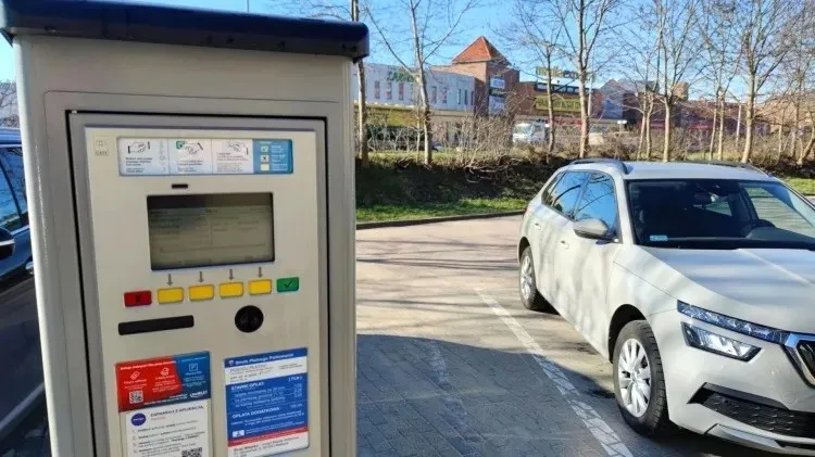 Malbork. Zmiany w strefie płatnego parkowania.