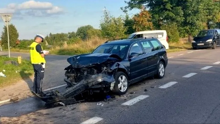 DK55. Zderzenie czterech osobówek w Koniecwałdzie.