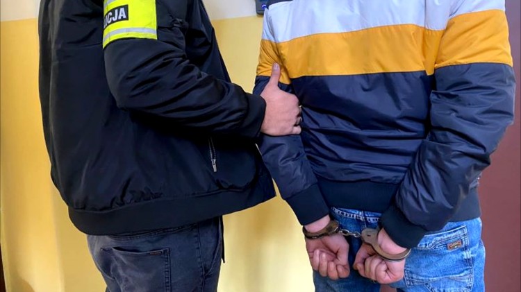Powiat sztumski. Był zły i dlatego podpalił ładowarkę JBC w jednej…