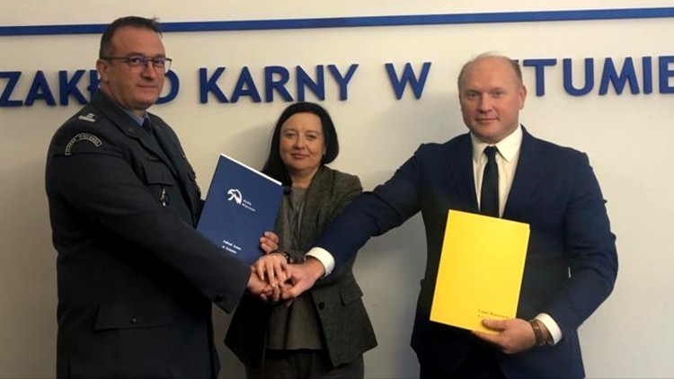 Sztum. Osadzeni w Zakładzie Karnym będą mogli podjąć pracę – podpisano umowę dotyczącą ich zatrudnienia.