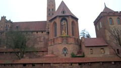 Malbork. Najświętsza Maria Panna Patronką Miasta Malborka – uroczysta sesja Rady Miasta. Oglądaj na żywo.
