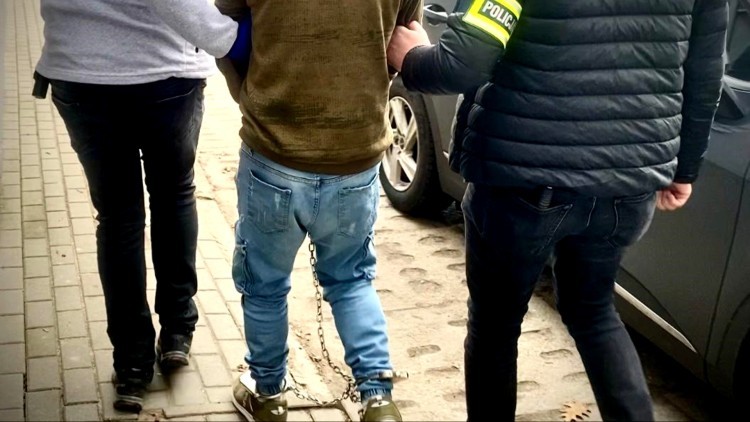 Na ulicy zaatakował mężczyznę nożem – usłyszał zarzut usiłowania zabójstwa.
