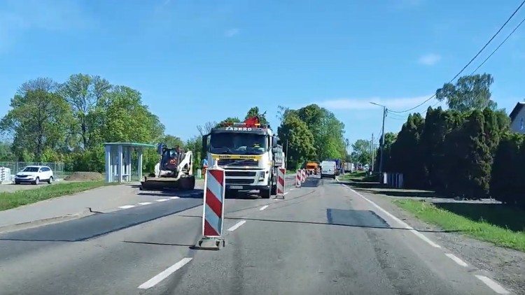 DK55. Chwilowe utrudnienia na odcinku w Dębinie. Wideo