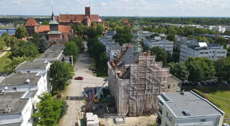 Malbork. Trwa modernizacja Staromiejskiego Ratusza – zobacz nagranie&#8230;