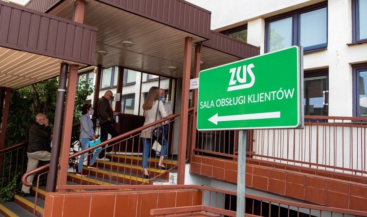 Paradoks w ZUS. Spadła liczba zadłużonych płatników, ale ogólny…