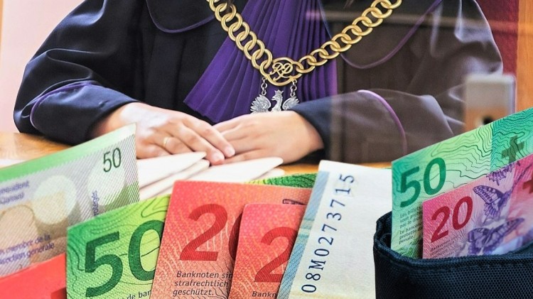 Frankowicze mogą liczyć na szybsze rozstrzygnięcia. Sądy coraz sprawniej…