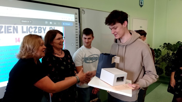 Obchody Międzynarodowego Dnia Liczby Pi w Technikum nr 3 w Malborku.