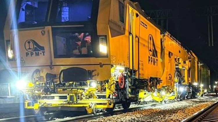 Pociągi między Gdańskiem a Gdynią przyśpieszą do 120 km/h po zakończeniu prac związanych z podbiciem toru.