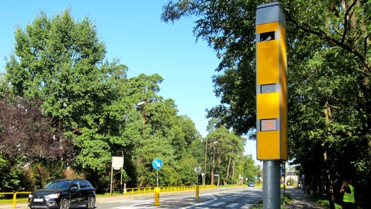 Fotoradar w Cisach najskuteczniejszy na Pomorzu - tysiące kierowców złapanych w pół roku.