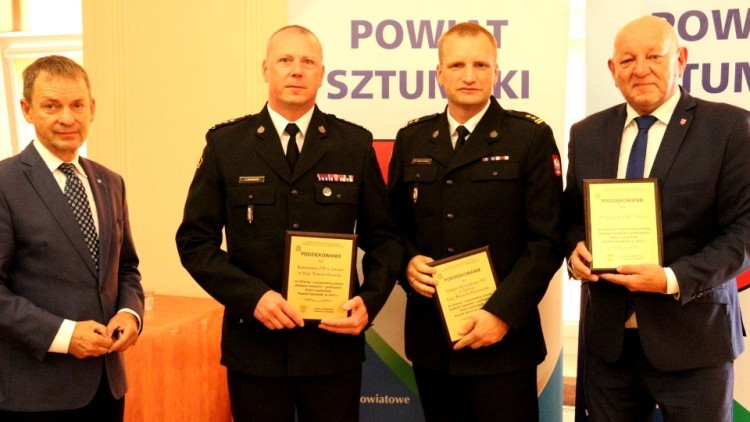Sesja Rady Powiatu Sztumskiego - podsumowanie skutków ulewnych deszczy i podziękowania dla służb.