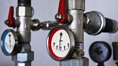 Bezpieczeństwo użytkowania kotłów z ręcznym załadunkiem – o czym pamiętać na co dzień?
