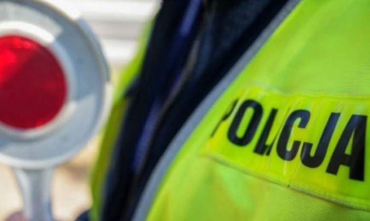 Powiat sztumski. Policjanci zatrzymali poszukiwanego i nietrzeźwych uczestników…