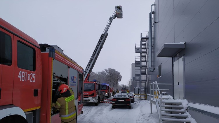 Ćwiczenia strażackie na terenie zakładu w Tragaminie.