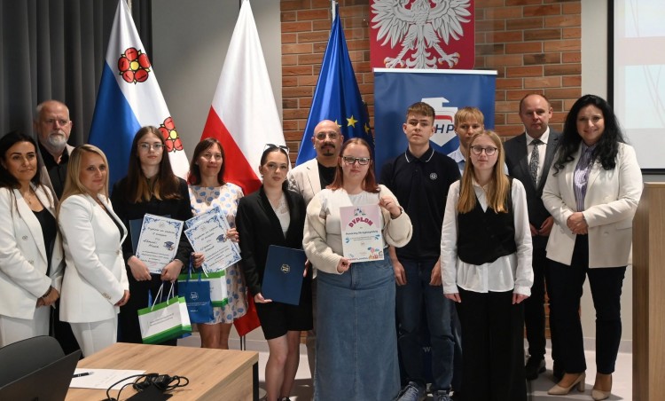 Wyróżniono najlepszych absolwentów OHP w województwie pomorskim. 