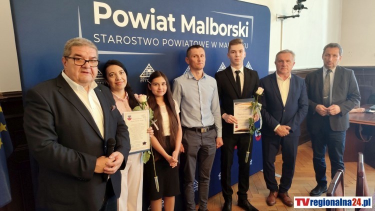 Nagrody Starosty dla najlepszych absolwentów. Powiat Malborski wyróżnił…