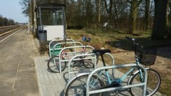 PKP: Blisko 1400 nowych stojaków rowerowych na stacjach i przystankach&#8230;