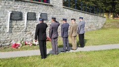 2116 ofiar II Wojny Światowej. Uroczystość odsłonięcia i poświęcenia tablic na ul. Sierakowskich w Malborku - 12.09.2016