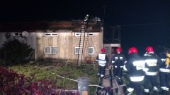 Nocą płonął budynek mieszkalny w Michorowie. Ewakuowano 11 osób. Pogorzelcy potrzebują wsparcia! - 17.10.201