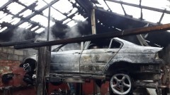 Pożar w Koniecwałdzie! Spłonął garaż z samochodem i warsztatem – 13.12.2016
