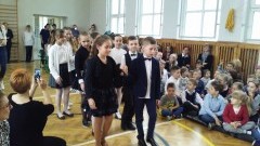 Stegna. Recytowali wiersze, śpiewali pieśni patriotyczne oraz tańczyli poloneza - 28.04.2017 (galeria) 