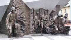 1 sierpnia o 17.00 zawyją syreny. 73. rocznica wybuchu Powstania Warszawskiego - 01.08.2017