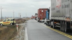 Gmina Stegna: Zderzenie ciężarówek przyczyną groźnego wypadku na S7