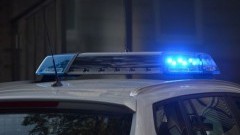 Nowy Dwór Gdański : Ciężarowy Renault wypadł z drogi- Kontener zablokował trasę.