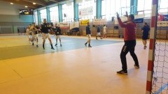 Świetna seria boleśnie przerwana. Gospodarze całkowicie polegli w starciu&#8230;
