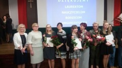 Sztutowo : Maria Owsińska z II klasy gimnazjum laureatką Wojewódzkiego Konkursu Chemicznego