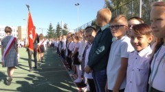Tradycyjnie dla większości uczniów wakacje były za krótkie. Rok szkolny oficjalnie rozpoczęty. 