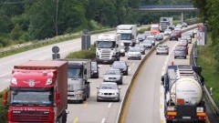 Kontrola autobusów i ciężarówek w powiecie nowodworskim. Policyjne działania  „Bus & Truck”.