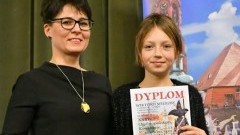 Uczennica z Miłoradza reprezentowała Pomorze w Ogólnopolskim Konkursie Krasomówczym w Legnicy 