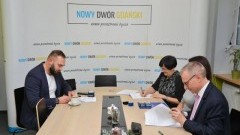 Nowy Dwór Gdański: Podpisanie umowy z Przedsiębiorstwem Robót Sanitarno-Porządkowych na 2019 rok.