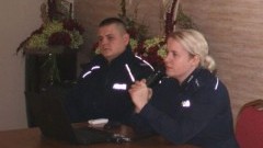 Malborscy policjanci o dopalaczach. Spotkanie z rodzicami uczniów ZSP nr 3.