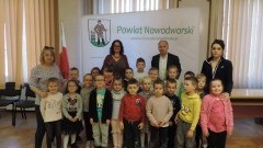 Dzieci z Przedszkola nr 4 odwiedziły Starostwo Powiatowe w Nowym Dworze Gdańskim