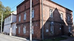 Nowy Dwór Gdański: Zagospodarowanie podwórek i komunalnych obiektów mieszkaniowych - podpisanie umowy na nadzór inwestorski