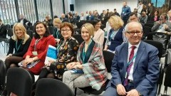 Przedstawiciele malborskiego urzędu pracy wśród uczestników konferencji „Edukacja i biznes – kluczowe partnerstwo”.