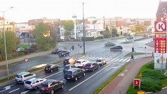 Malbork. Skasowała sygnalizator świetlny. Zobacz nagranie wideo - 18.10.2021