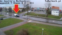 Malbork. Wjechał na czerwonym świetle i spowodował kolizję. Zobacz materiał wideo. 
